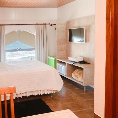 Pousada Vila Del Mare Бомбиньяс Экстерьер фото
