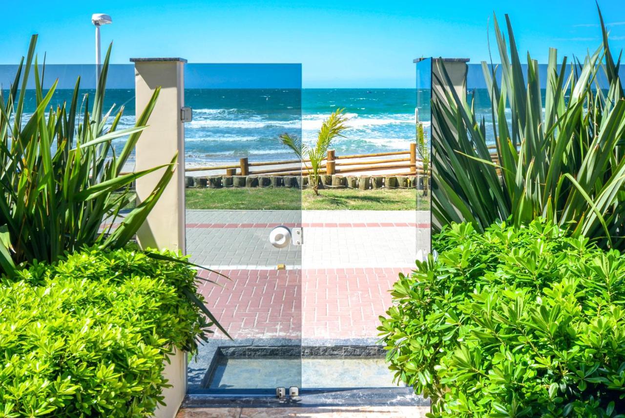 Pousada Vila Del Mare Бомбиньяс Экстерьер фото